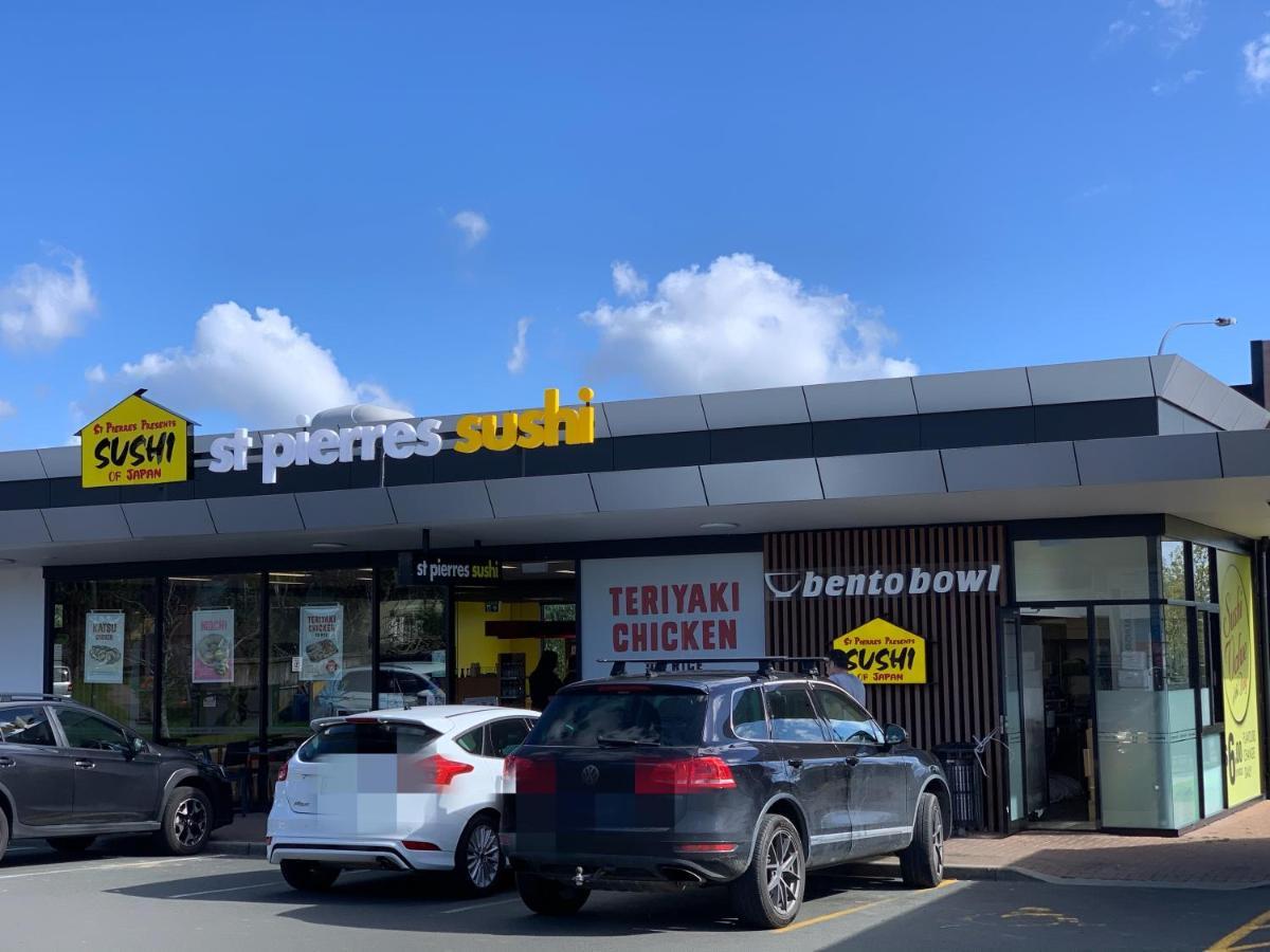 Albany Oteha Home-Bnb Auckland Bagian luar foto