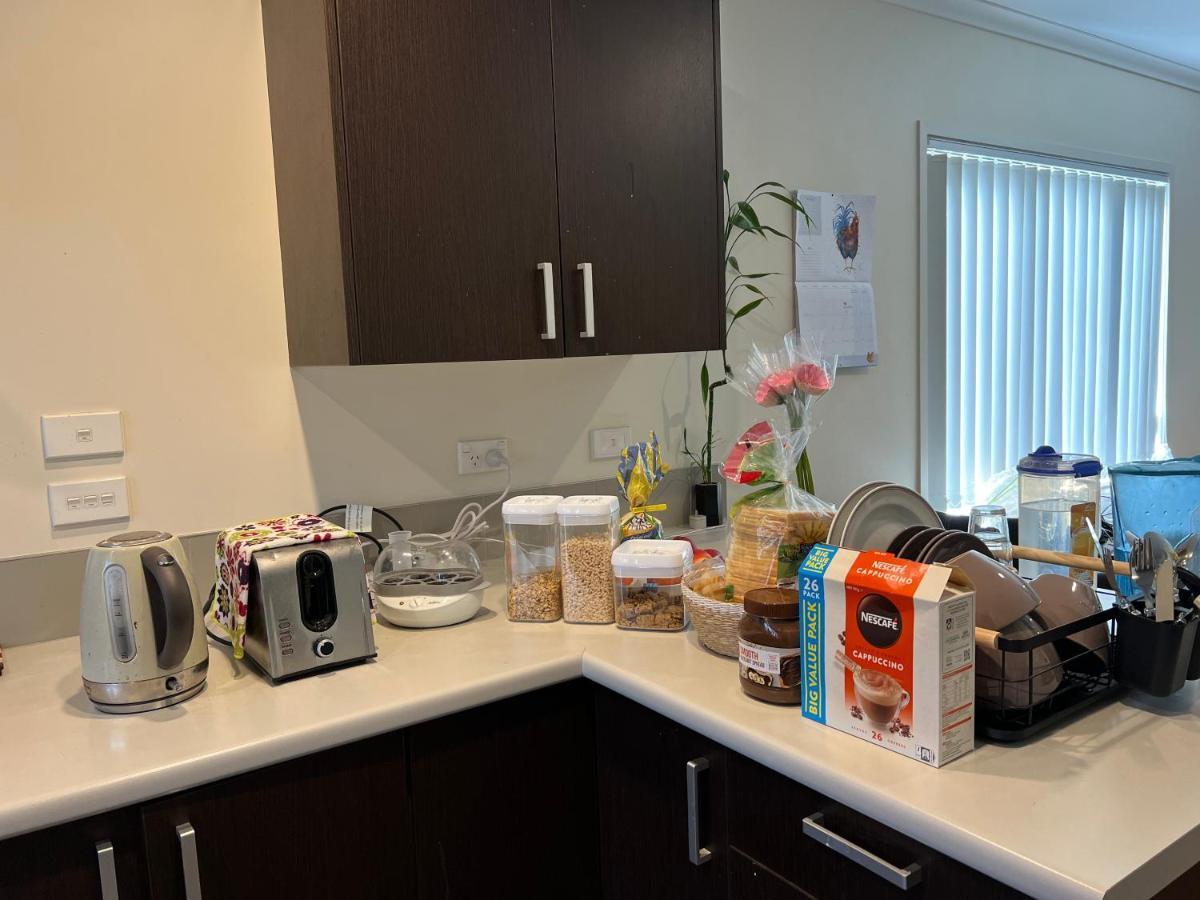 Albany Oteha Home-Bnb Auckland Bagian luar foto